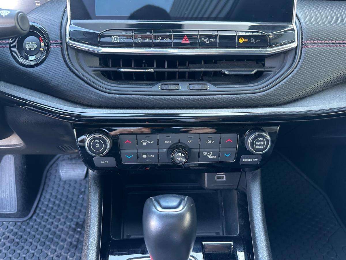 jeep-compass-2023-hibrido-a-gasolina-1332cc