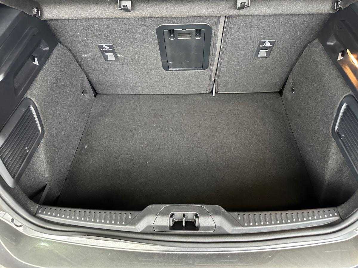 ford-focus-2025-gasolina-998cc
