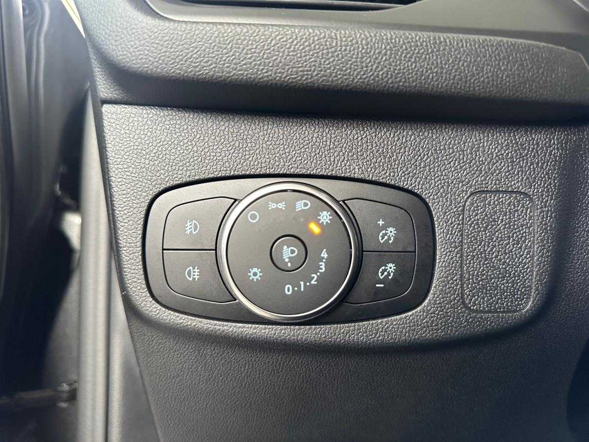 ford-focus-2025-gasolina-998cc