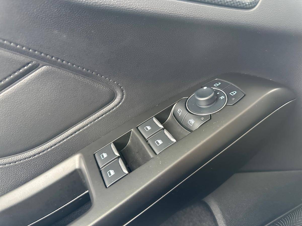 ford-focus-2025-gasolina-998cc