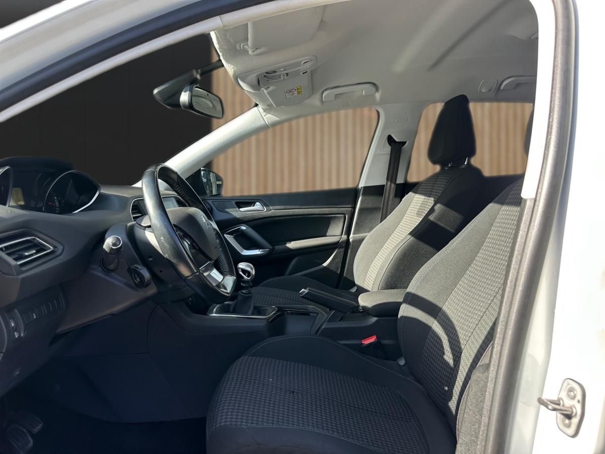 peugeot-308-sw-2019-diesel-1499cc