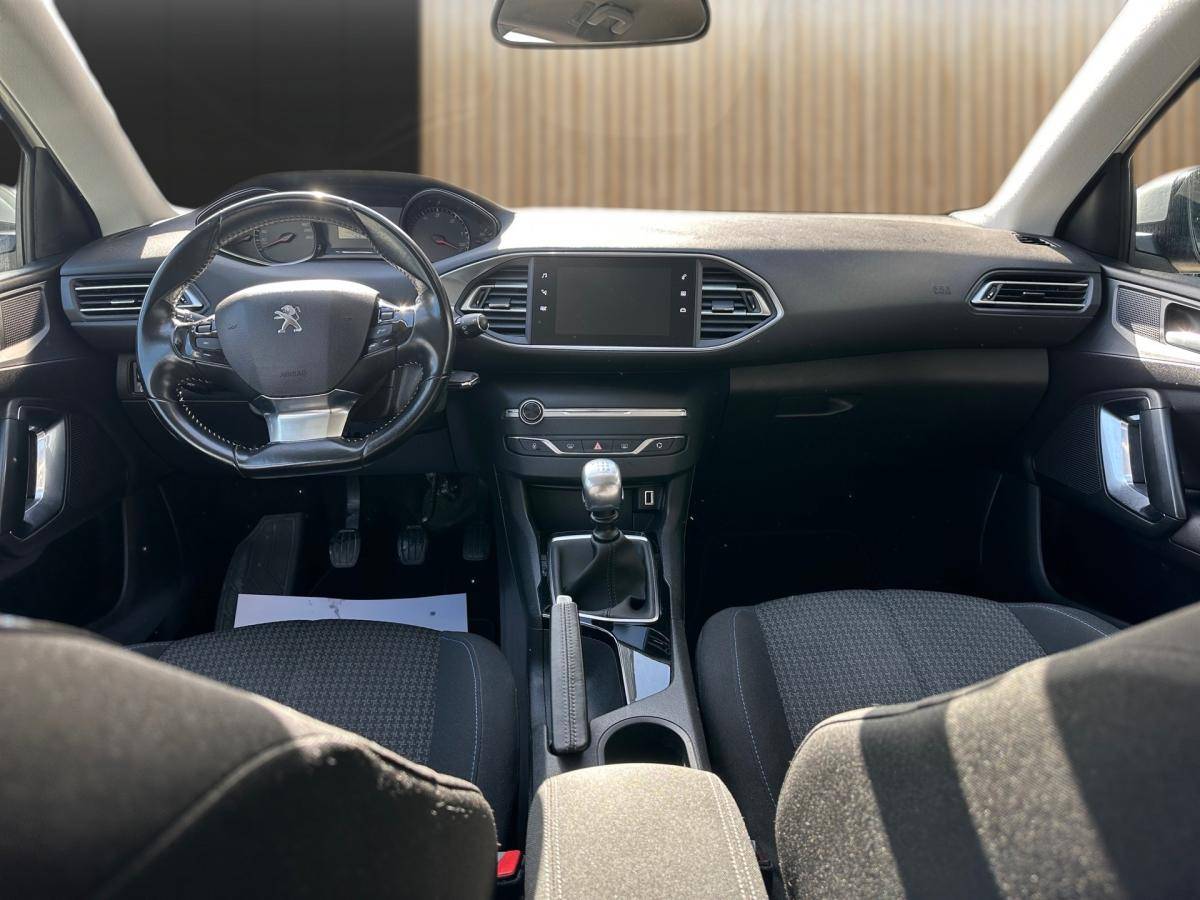peugeot-308-sw-2019-diesel-1499cc