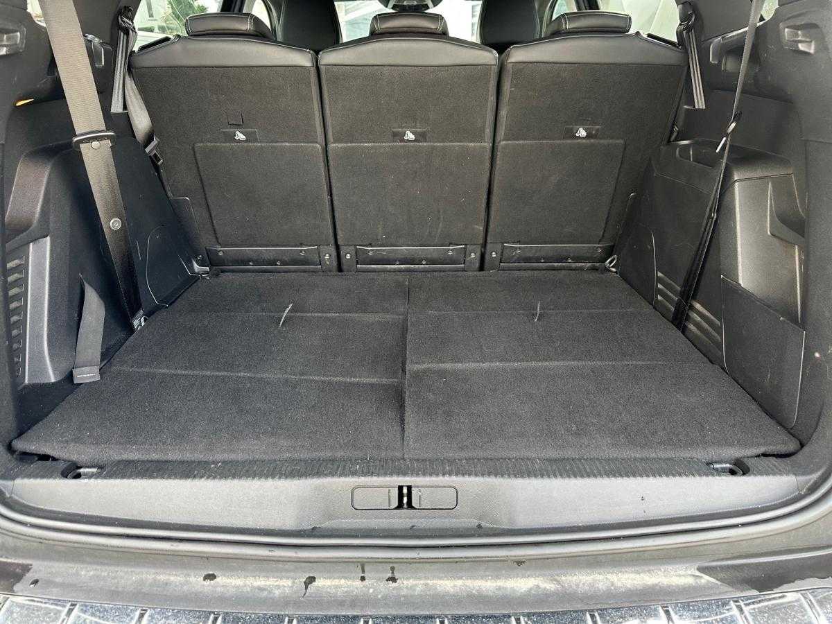 peugeot-5008-2023-gasolina-1199cc