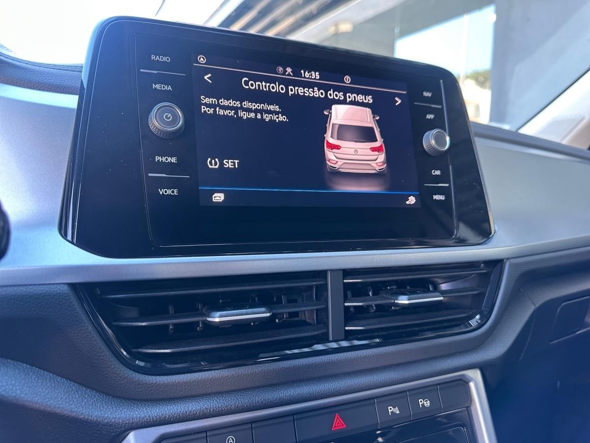 volkswagen-t-roc-2025-gasolina-999cc
