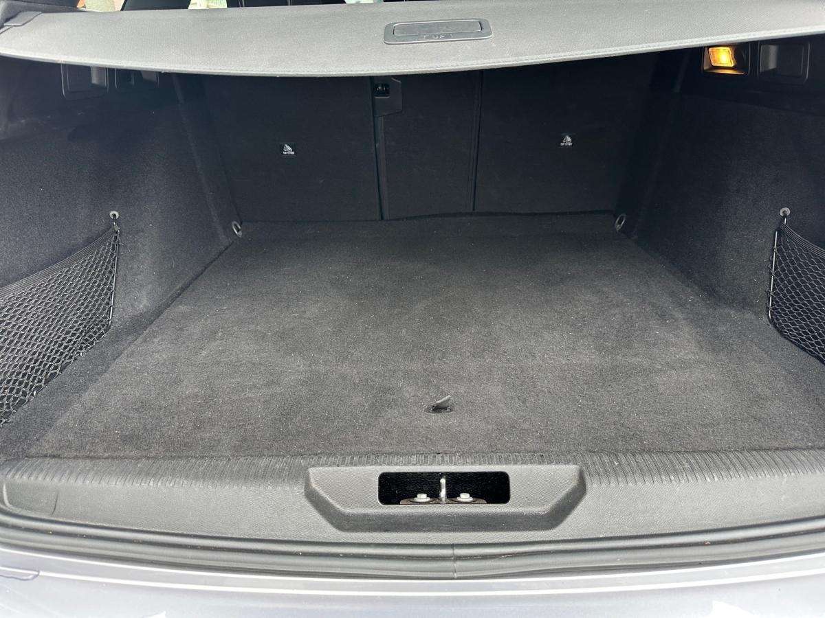 peugeot-308-sw-2023-gasolina-1199cc