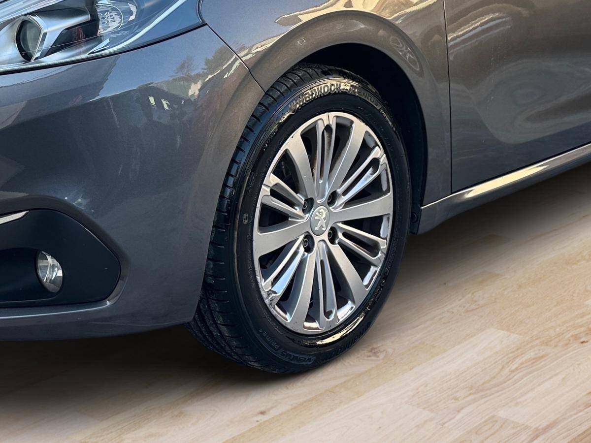peugeot-208-2018-gasolina-1199cc