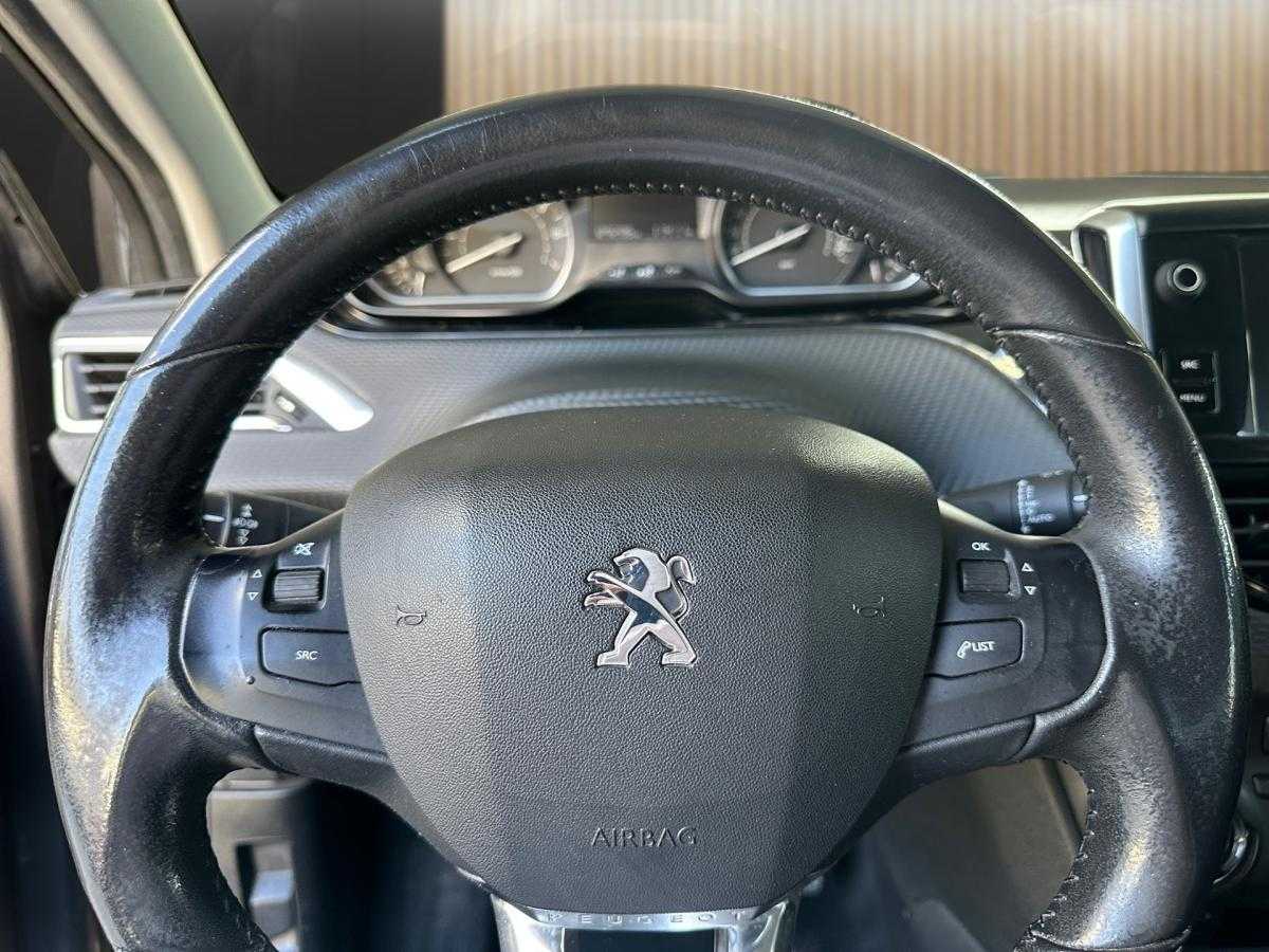 peugeot-208-2018-gasolina-1199cc