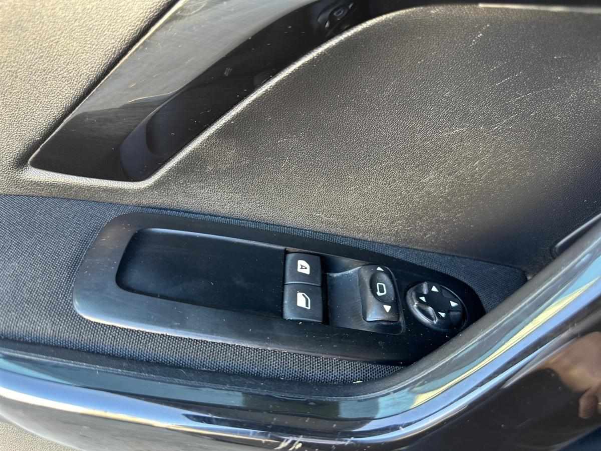 peugeot-208-2018-gasolina-1199cc