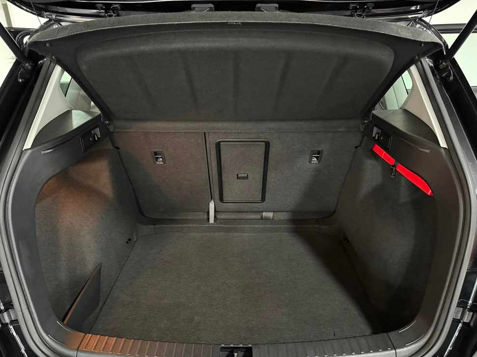 seat-ateca-1-6-tdi-ecomotive-2019-diesel-1598cc