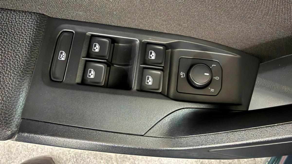 seat-ibiza-1-0-ecotsi-2025-gasolina-999cc