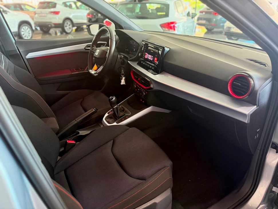 seat-arona-1-0-tsi-2024-gasolina-999cc