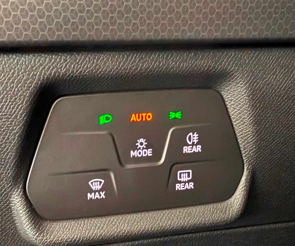 seat-leon-2022-gasolina-999cc