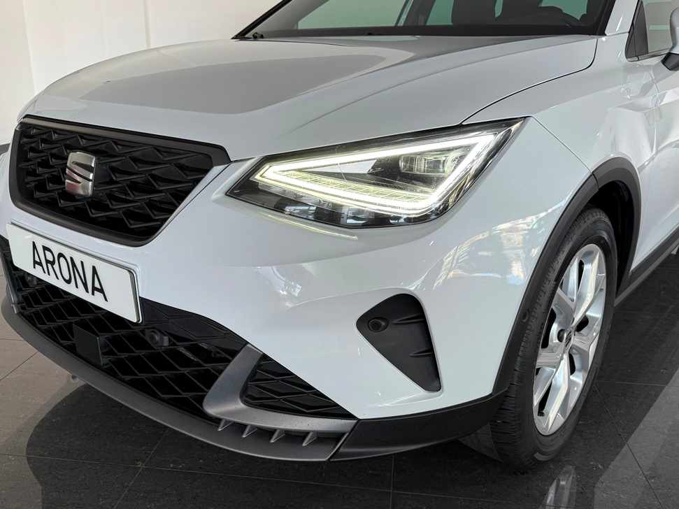 seat-arona-2022-gasolina-999cc