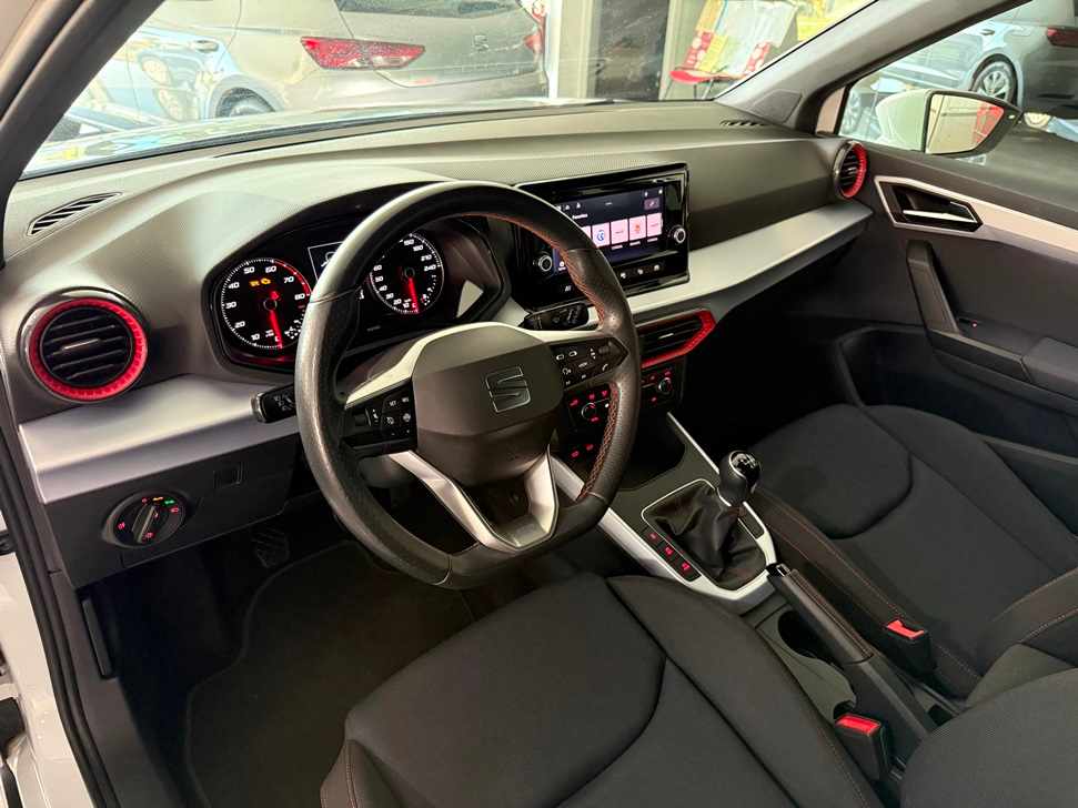 seat-arona-2022-gasolina-999cc