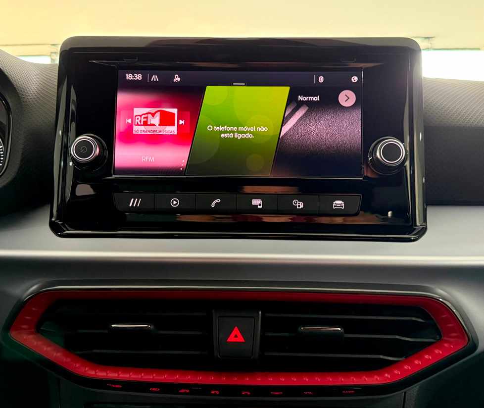 seat-arona-2022-gasolina-999cc