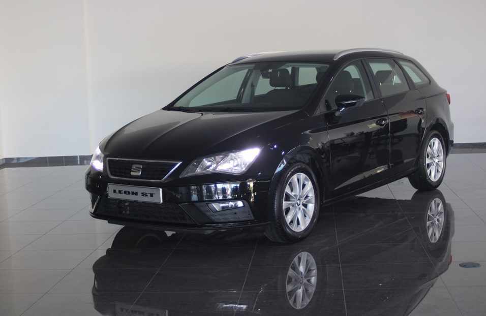 seat-leon-1-6-tdi-2017-diesel-1598cc