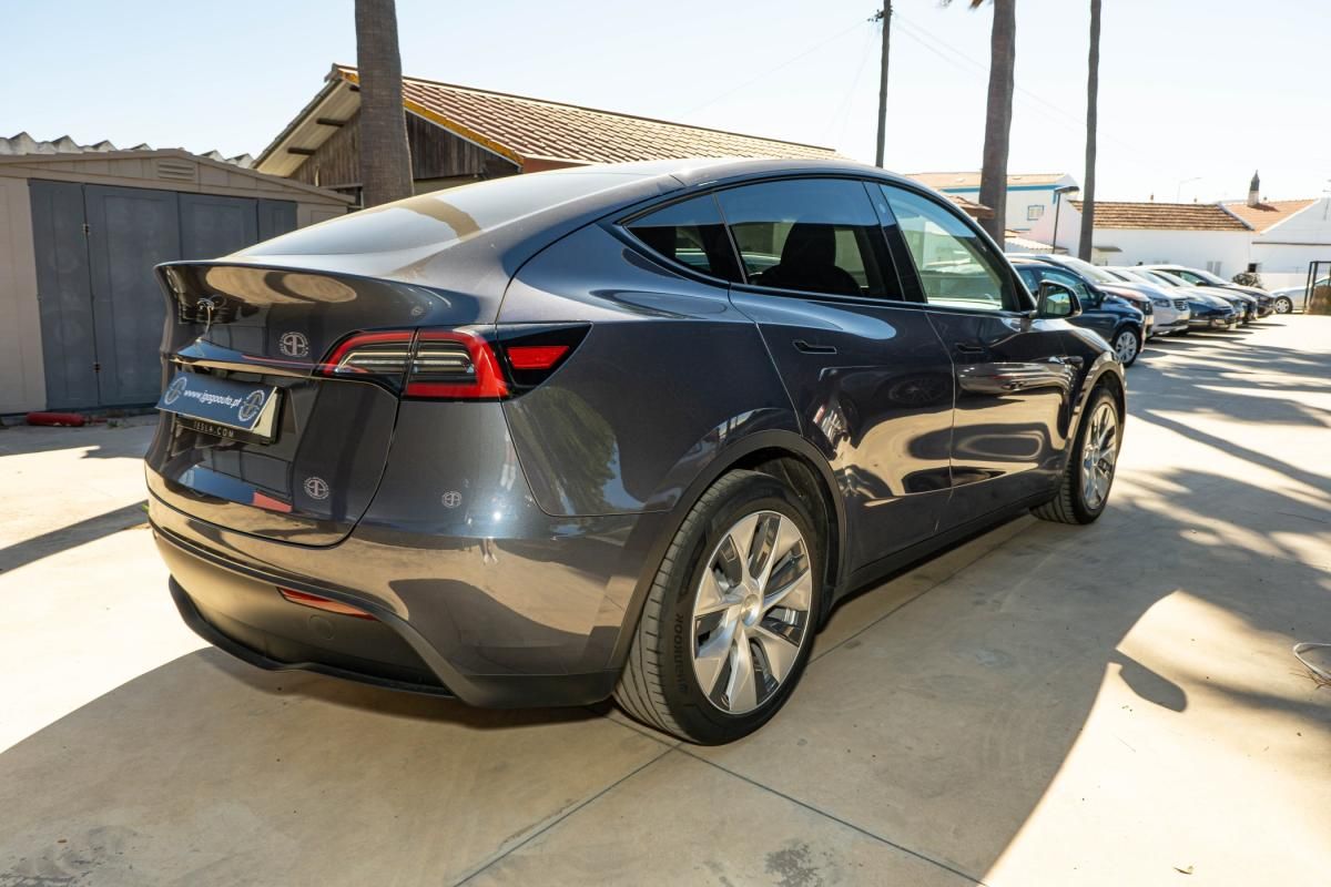 tesla-model-y-2023-eletrico-0cc