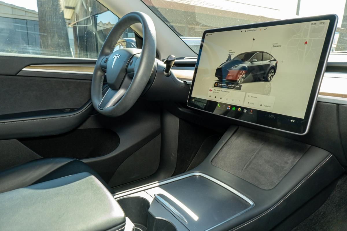 tesla-model-y-2023-eletrico-0cc