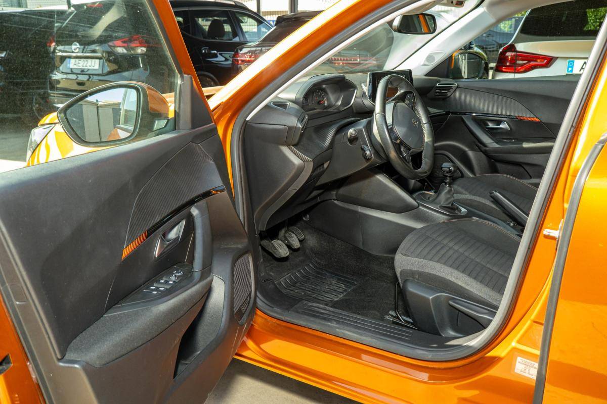 peugeot-2008-2021-gasolina-1199cc