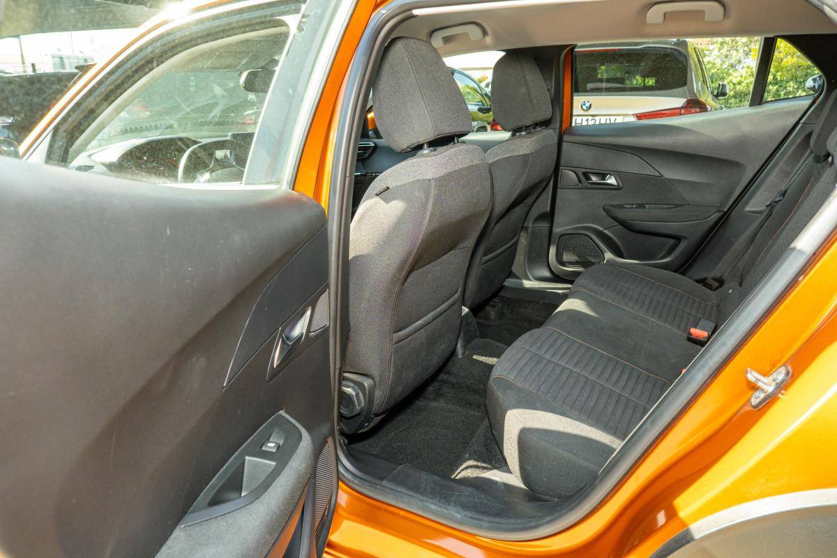 peugeot-2008-2021-gasolina-1199cc