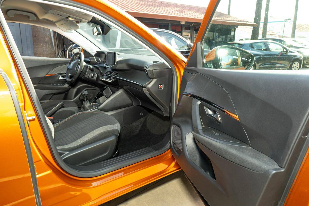 peugeot-2008-2021-gasolina-1199cc