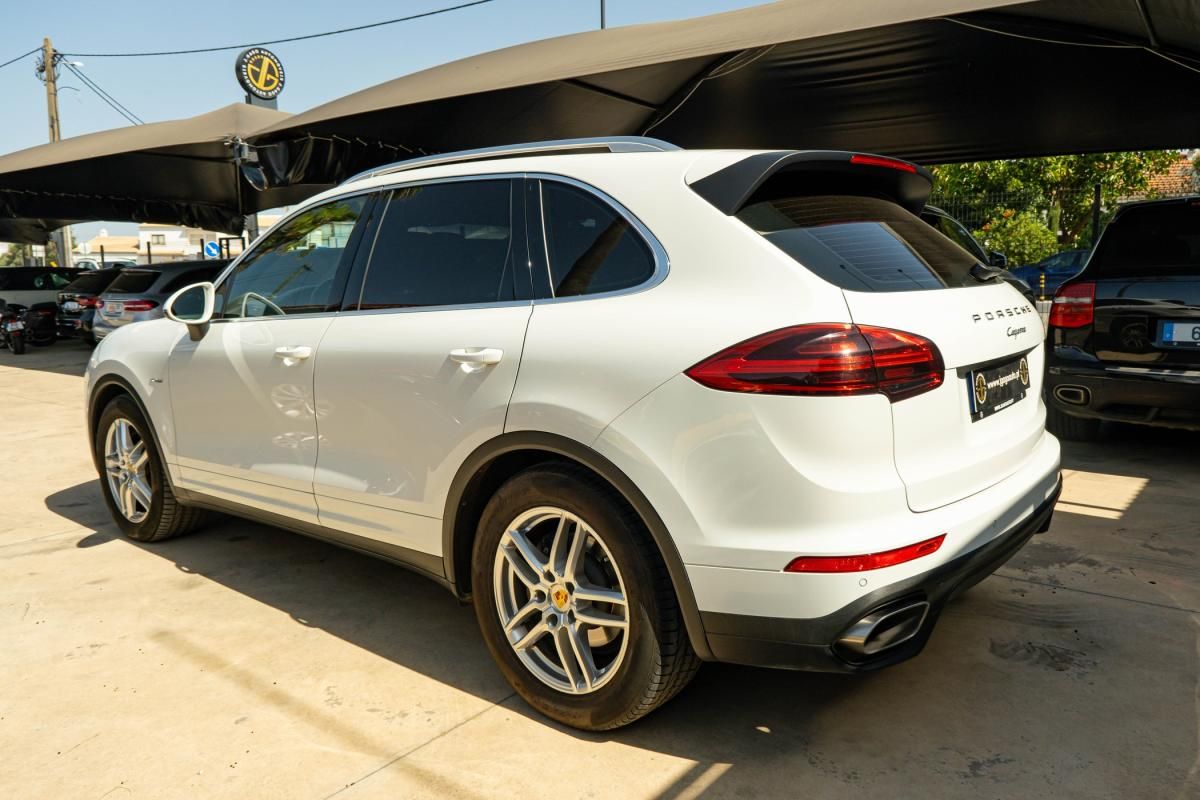 porsche-cayenne-2015-diesel-2967cc