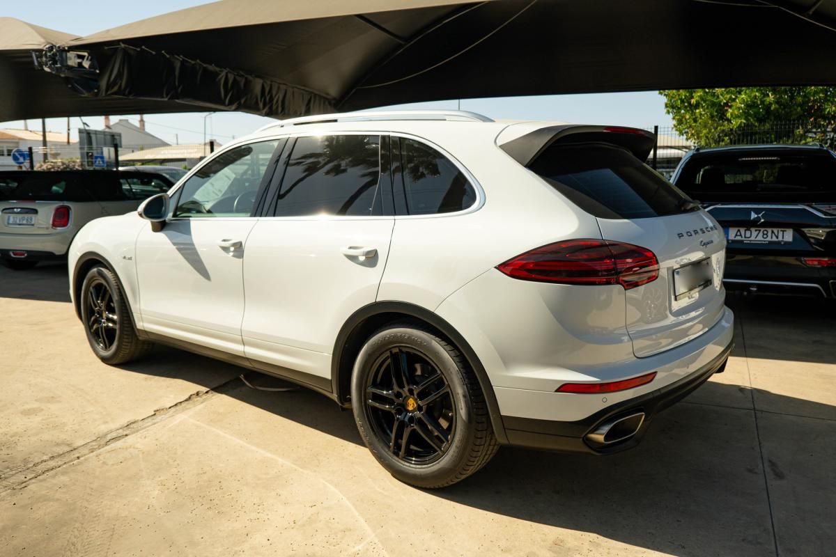 porsche-cayenne-2015-diesel-2967cc