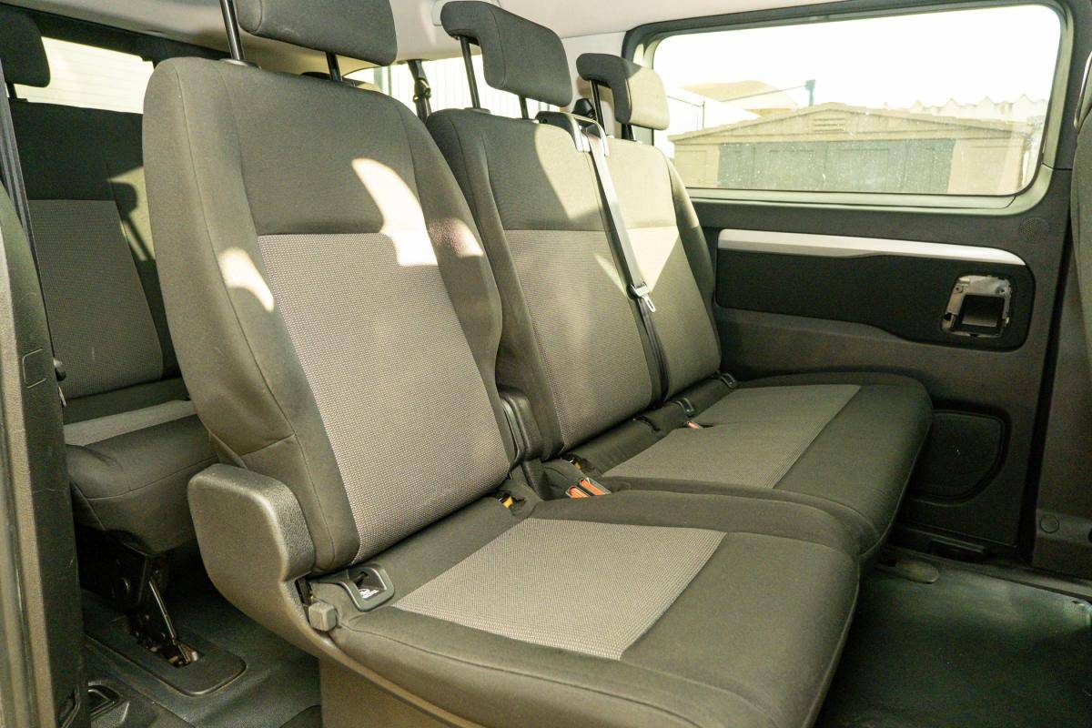 peugeot-traveller-2019-diesel-1499cc