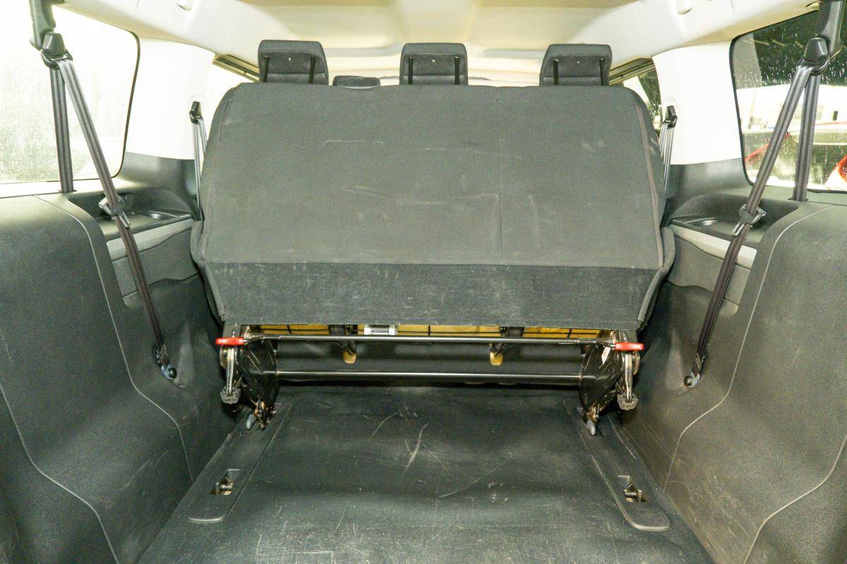 peugeot-traveller-2019-diesel-1499cc