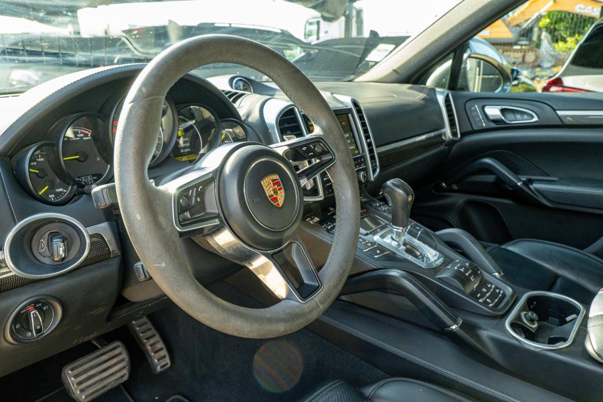 porsche-cayenne-2015-hibrido-a-gasolina-2995cc