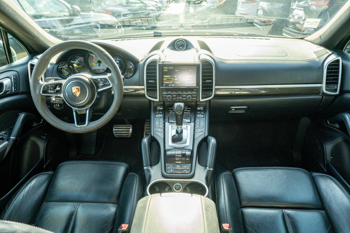 porsche-cayenne-2015-hibrido-a-gasolina-2995cc