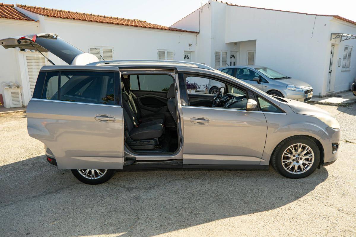 ford-grand-c-max-2011-diesel-1560cc