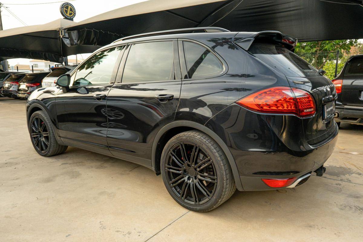 porsche-cayenne-2012-diesel-2967cc