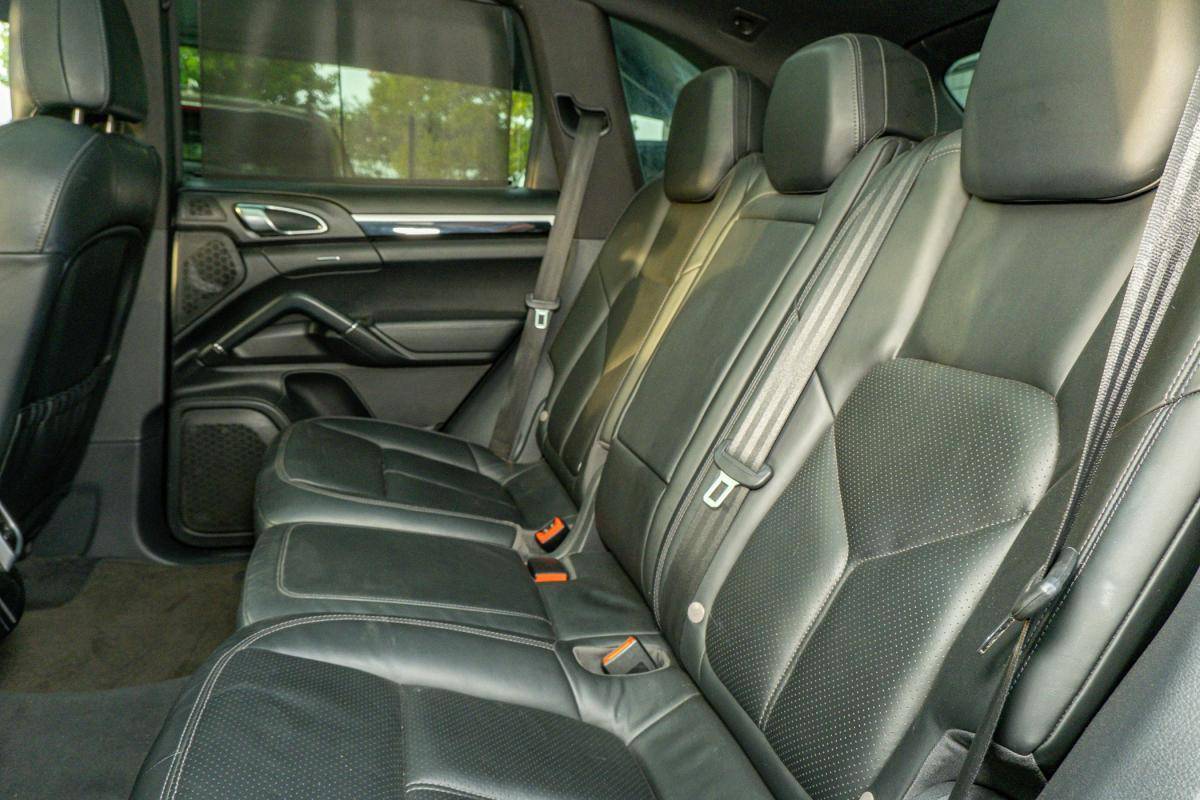 porsche-cayenne-2012-diesel-2967cc