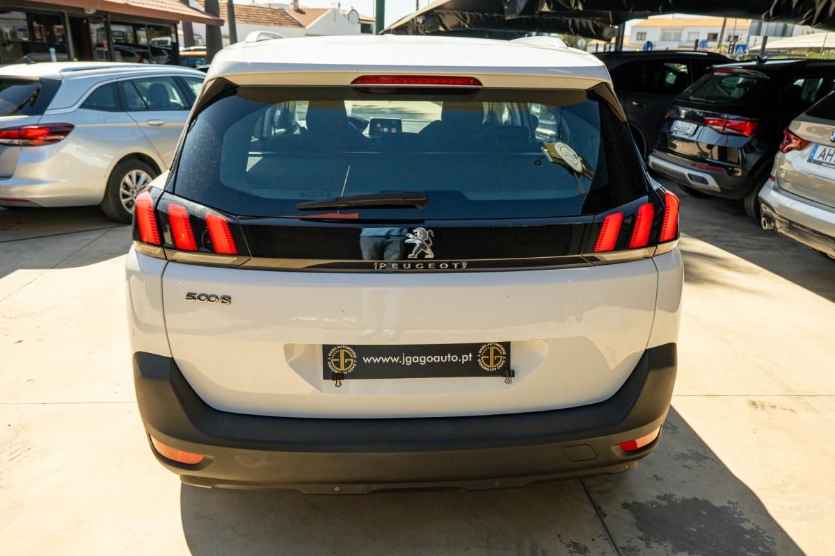 peugeot-5008-2017-diesel-1560cc