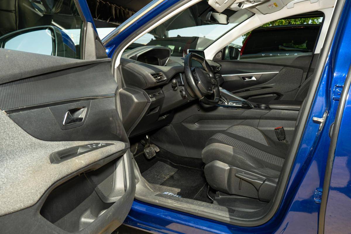 peugeot-3008-2018-diesel-1499cc