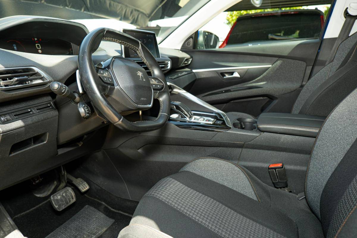 peugeot-3008-2018-diesel-1499cc