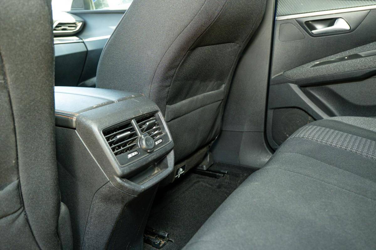 peugeot-3008-2018-diesel-1499cc