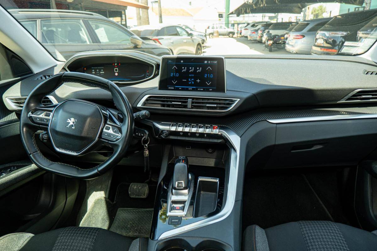 peugeot-3008-2018-diesel-1499cc
