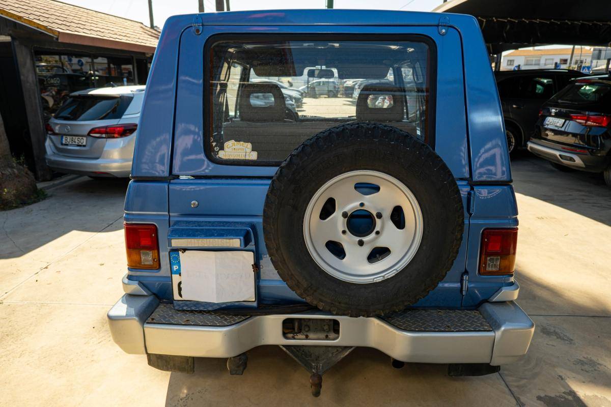 mitsubishi-pajero-1987-diesel-2477cc