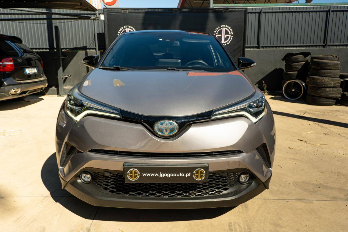 toyota-c-hr-2018-hibrido-a-gasolina-1798cc
