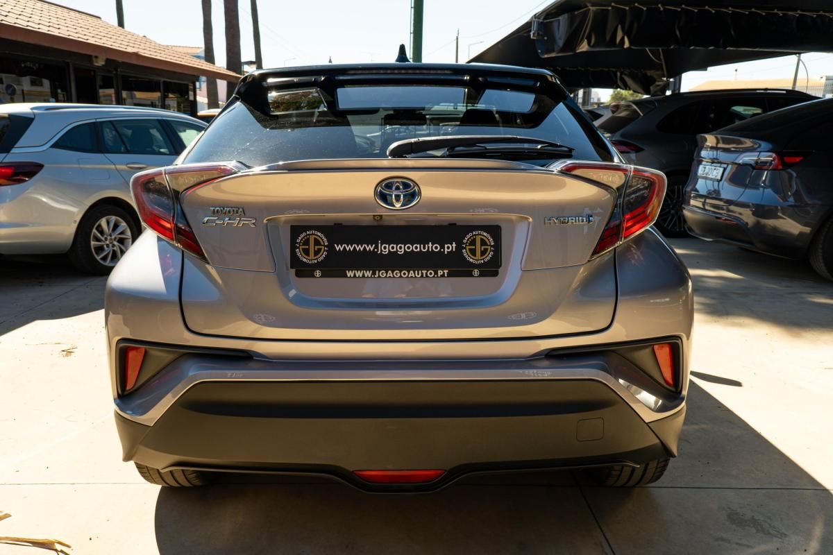 toyota-c-hr-2018-hibrido-a-gasolina-1798cc