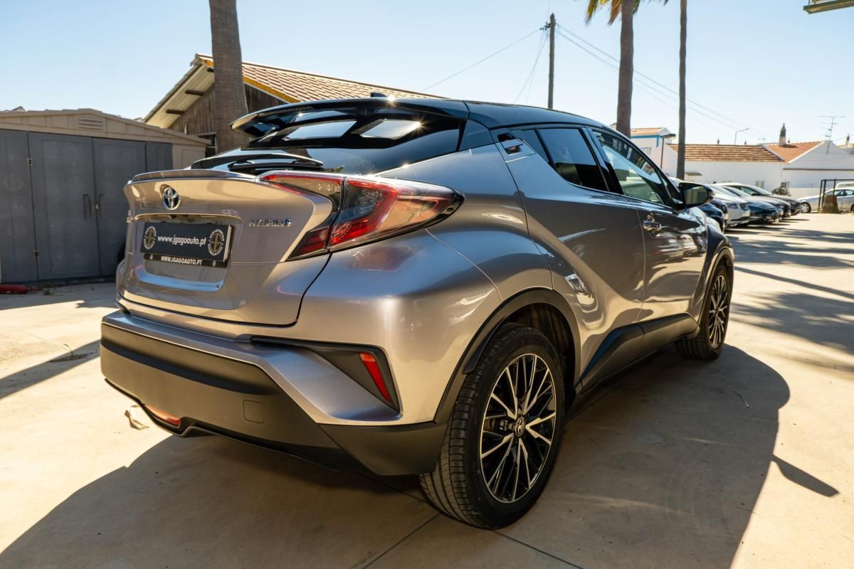 toyota-c-hr-2018-hibrido-a-gasolina-1798cc