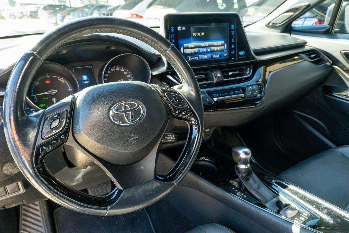 toyota-c-hr-2018-hibrido-a-gasolina-1798cc