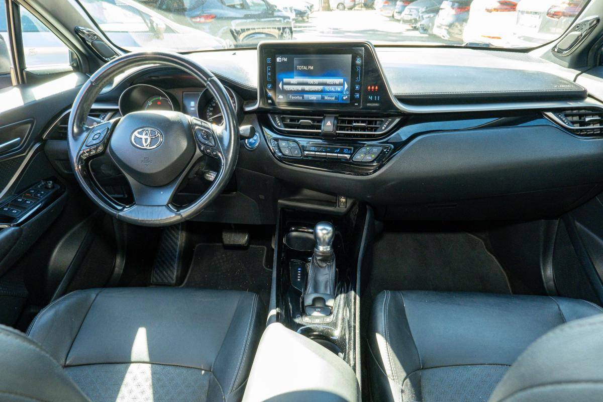 toyota-c-hr-2018-hibrido-a-gasolina-1798cc