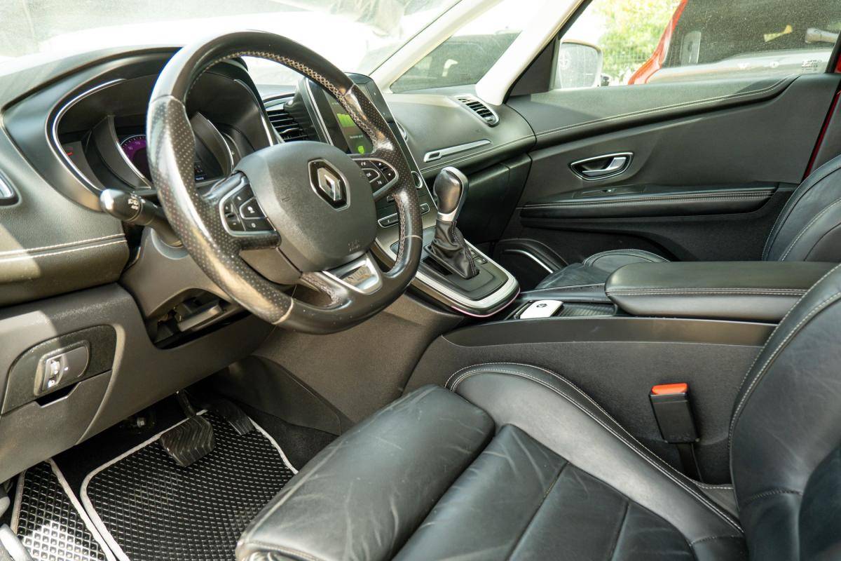 renault-grand-scenic-2020-diesel-1749cc