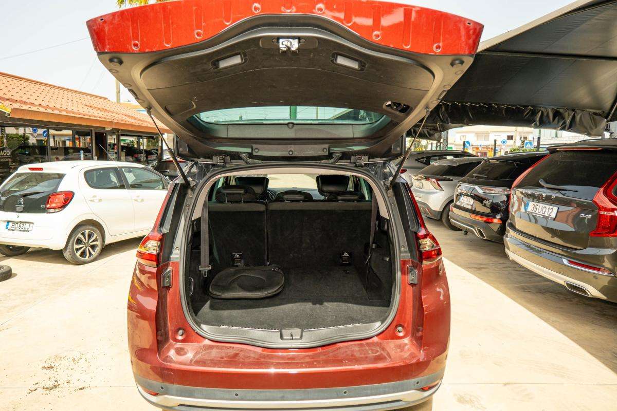 renault-grand-scenic-2020-diesel-1749cc