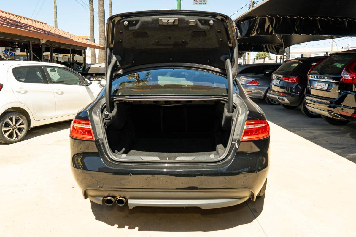 jaguar-xe-2015-diesel-1999cc