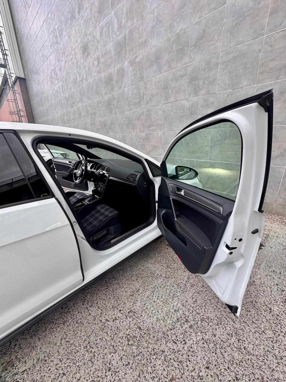 volkswagen-golf-2017-hibrido-a-gasolina-1395cc