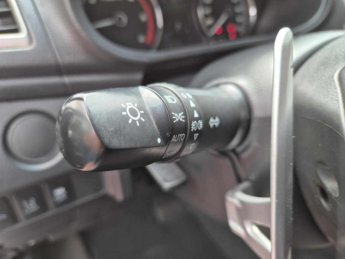 mitsubishi-strakar-2021-diesel-2268cc